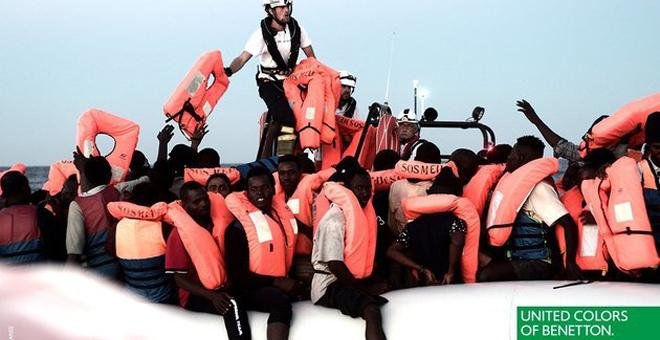 Críticas a Benetton por usar imágenes de los migrantes del Aquarius para una campaña publicitaria