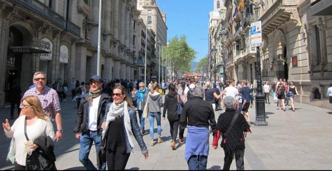 La población en España registra su mayor aumento desde 2008 gracias a la migración