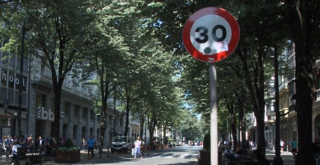 Bilbao estrena el límite de velocidad a 30 Km/hora en casi todas sus vías urbanas