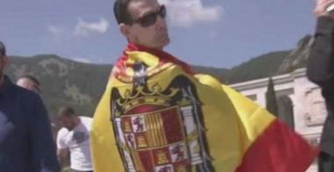 La deriva fascista de McNamara: "Vayamos al Valle de los Caídos para que Franco resucite"