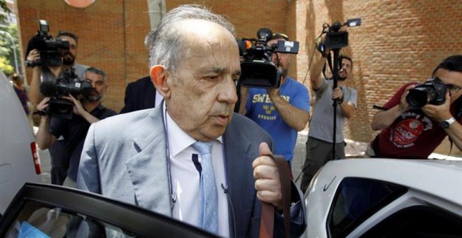 Fallece Enrique Álvarez Conde, el director del máster de Cristina Cifuentes