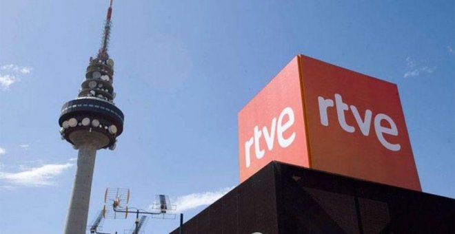 El realizador del Telediario Antonio Casado y la comentarista deportiva Paloma del Río, candidatos a presidir RTVE