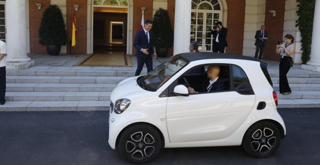 Revilla recurre a un amigo por la huelga de taxis para llegar a su cita a La Moncloa