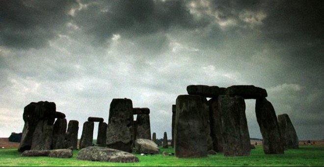 Galeses enterrados en Stonehenge podrían haber levantado el monumento