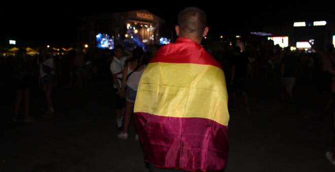 Impiden pasar al recinto del Arenal Sound con banderas republicanas
