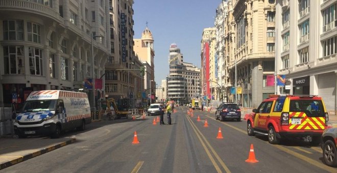 Cortado un tramo de la Gran Vía de Madrid por un escape de gas por las obras