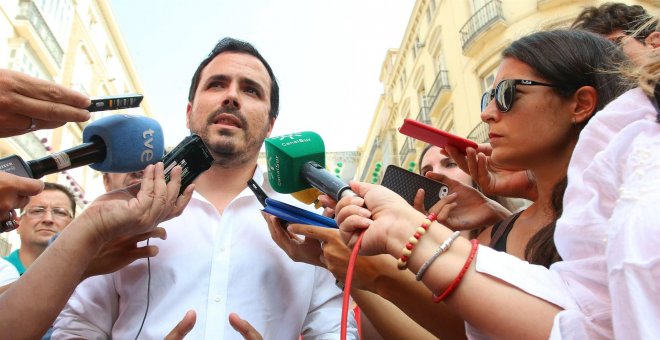 Garzón exige al Gobierno que responda a la marcha atrás del Supremo sobre el impuesto de las hipotecas