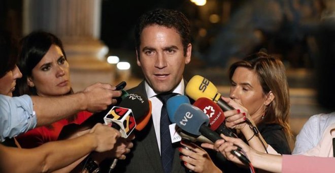 El PP no ve similitudes entre Montón y Casado: "Los inocentes no deben dimitir"