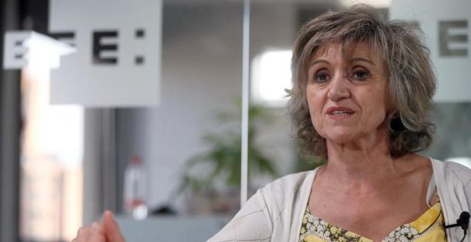 La ministra de Sanidad apuesta por equiparar los vientres de alquiler al tráfico de órganos