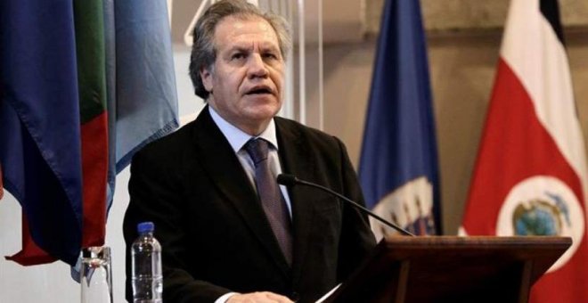 El Gobierno pide respeto para Zapatero tras llamarle "imbécil" el secretario de la OEA