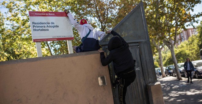 Vox se muestra "orgulloso" del militante que alentó las protestas contra el centro de menores migrantes