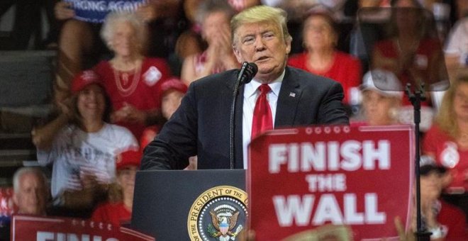 Trump amenaza con frenar la caravana de migrantes con hasta 15.000 militares
