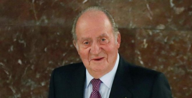 El rey Juan Carlos pasa a planta