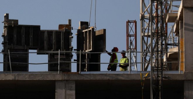 Tres de cada diez trabajadores ganan menos de 1.230 euros brutos al mes