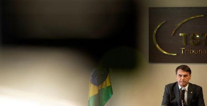 Bolsonaro ficha a un ejecutivo del Santander como gobernador del Banco Central de Brasil