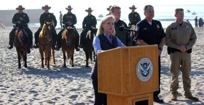 Estados Unidos se gasta 72 millones de dólares en desplegar tropas en la frontera para contener a la caravana de migrantes