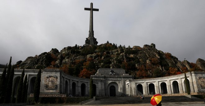Los Franco denuncian a los firmantes del proyecto de exhumación del dictador