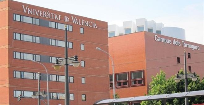 La Universitat de València se posiciona al lado de las estudiantes y rechaza las expresiones sexistas de un profesor