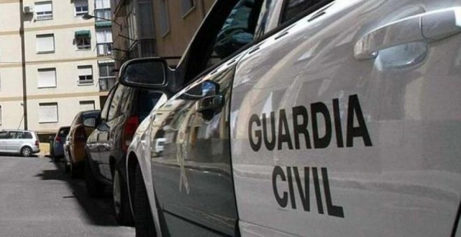 Detenido un hombre por matar a su mujer a puñaladas en Cantabria