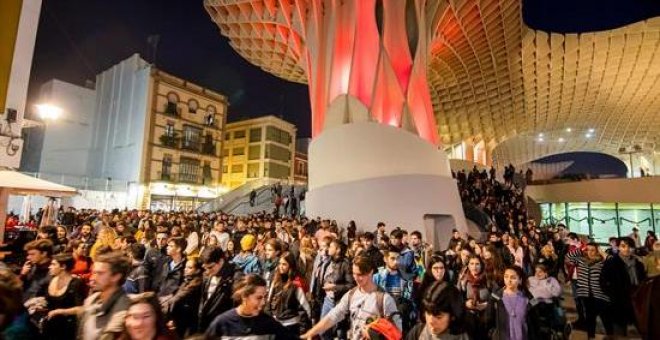Miles de personas se manifiestan en varias capitales andaluzas contra "la llegada de la extrema derecha"