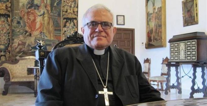 El obispo de Córdoba celebra el "espectacular" vuelco electoral en Andalucía: "No se puede atacar a la libertad religiosa"