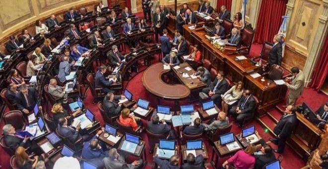 El Senado de Argentina aprueba la Ley Micaela contra la violencia de género
