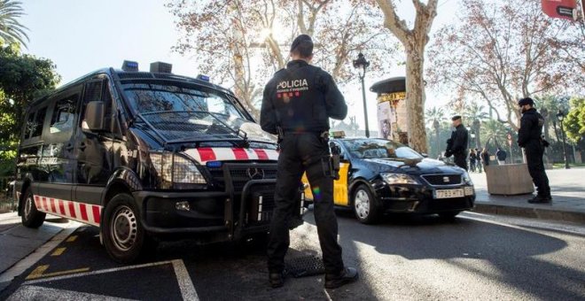 El juez deja en libertad al militar francés detenido en la Sagrada Familia con cargadores de pistola