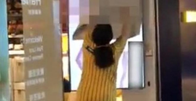 Un Ikea de Hong Kong emite por error un vídeo porno en la pantalla del escaparate de una de sus tiendas