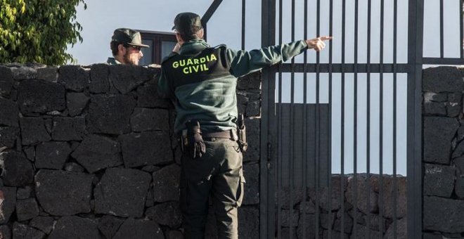 El marido de la joven desaparecida en Lanzarote declara que se la encontró muerta y que se deshizo del cuerpo