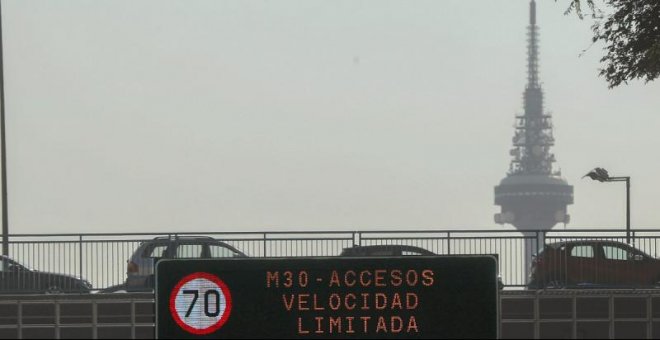 Madrid prohíbe circular hasta el viernes a los coches sin etiqueta en la M-30 y el centro