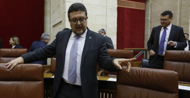 El líder de Vox en Andalucía se coge la baja tras sus críticas a la condena de 'La Manada'