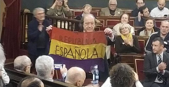 Homenaje a los exiliados republicanos en el Senado: "Si España no cierra heridas, quizá sangren de nuevo"