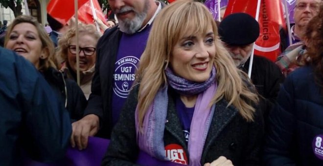 Carmen Castilla: "Los trabajadores estamos hartos de pagar el pato"