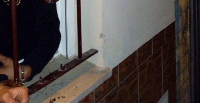 Un guardia civil en pijama detiene a dos ladrones que robaban en un bar de Cádiz