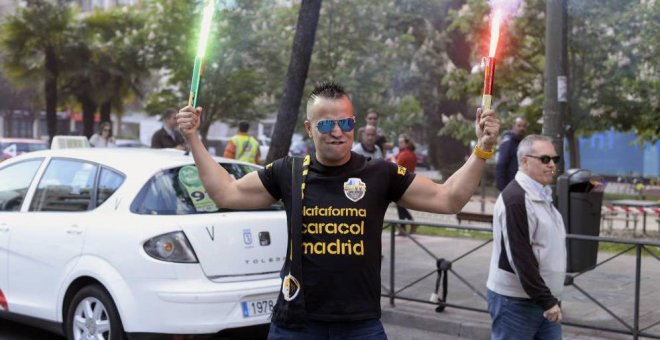 La Comunidad de Madrid rechaza el requisito de los taxistas de imponer la precontratación en los VTC