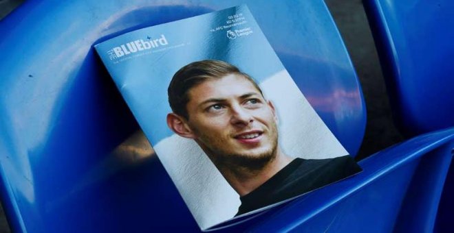 Encuentran un cuerpo entre los escombros del avión en el que viajaba Emiliano Sala