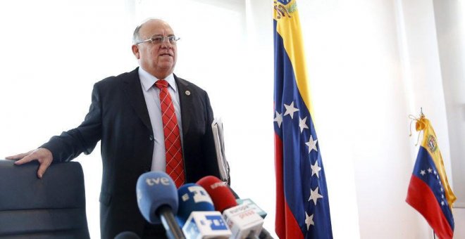 El embajador venezolano en España dice que su país "no invade embajadas"