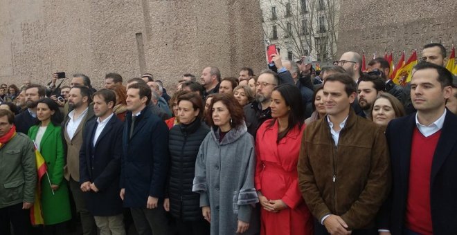 La foto de Colón cambia de color un año después