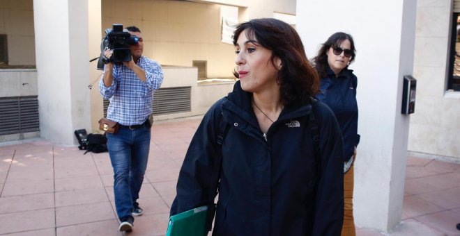 Más de 350.000 personas firman una petición de indulto para Juana Rivas