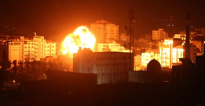 Israel bombardea objetivos en Gaza tras el disparo de otro proyectil desde la Franja
