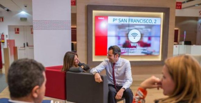 Las "Santander Smart Talks" gratuitas transforman el concepto de sucursal bancaria tradicional