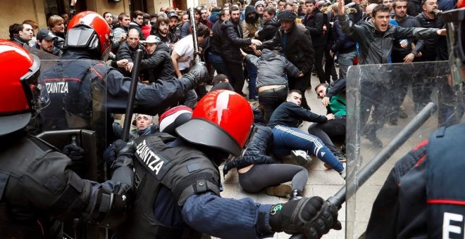 Cargas policiales durante el primer fin de semana de campaña electoral por protestas contra Cs y Vox