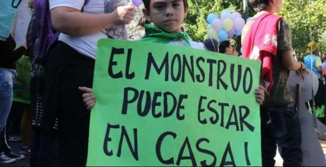 Una mujer es condenada por consentir que abusaran de su hija menor y con discapacidad