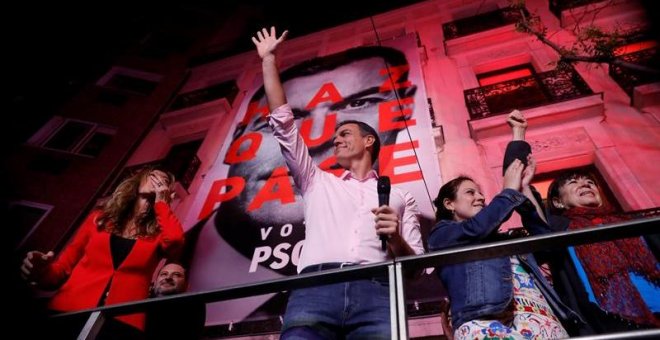 Los titulares de los medios internacionales sobre la victoria de Pedro Sánchez