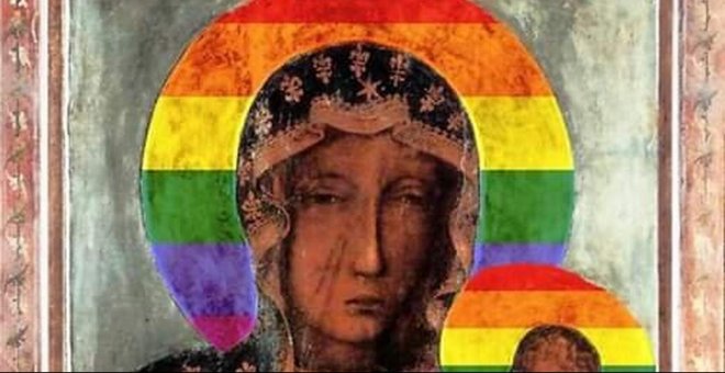Detienen a una mujer en Polonia por "profanar" la imagen de la Virgen María con una aureola arcoíris