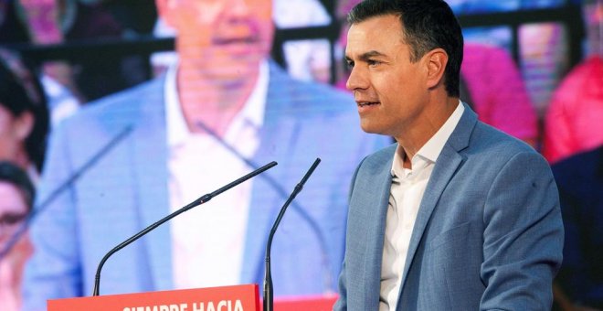 Sánchez dice que el PSOE tiene "un proyecto nacional" y las “tres derechas” uno "de superviviencia"