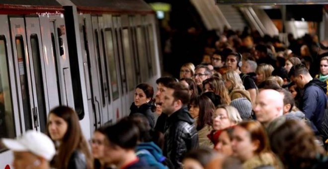 Los trabajadores del Metro de Barcelona vuelven a la huelga este lunes por la gestión del amianto
