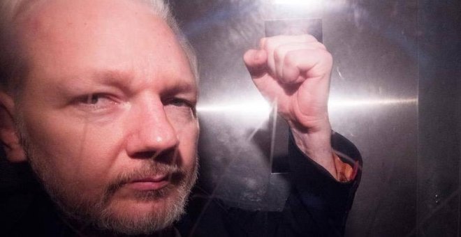Suecia renuncia a la extradición de Assange por un presunto delito de violación