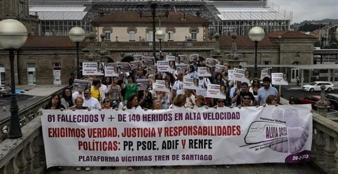 Las víctimas del Alvia denuncian que llevan "365 días ignorados" por Ábalos