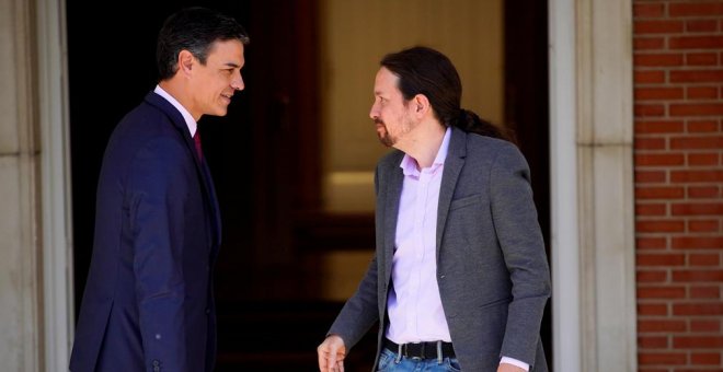 El CIS apunta a que los españoles prefieren un Gobierno de coalición con Podemos antes que un Gobierno del PSOE en solitario